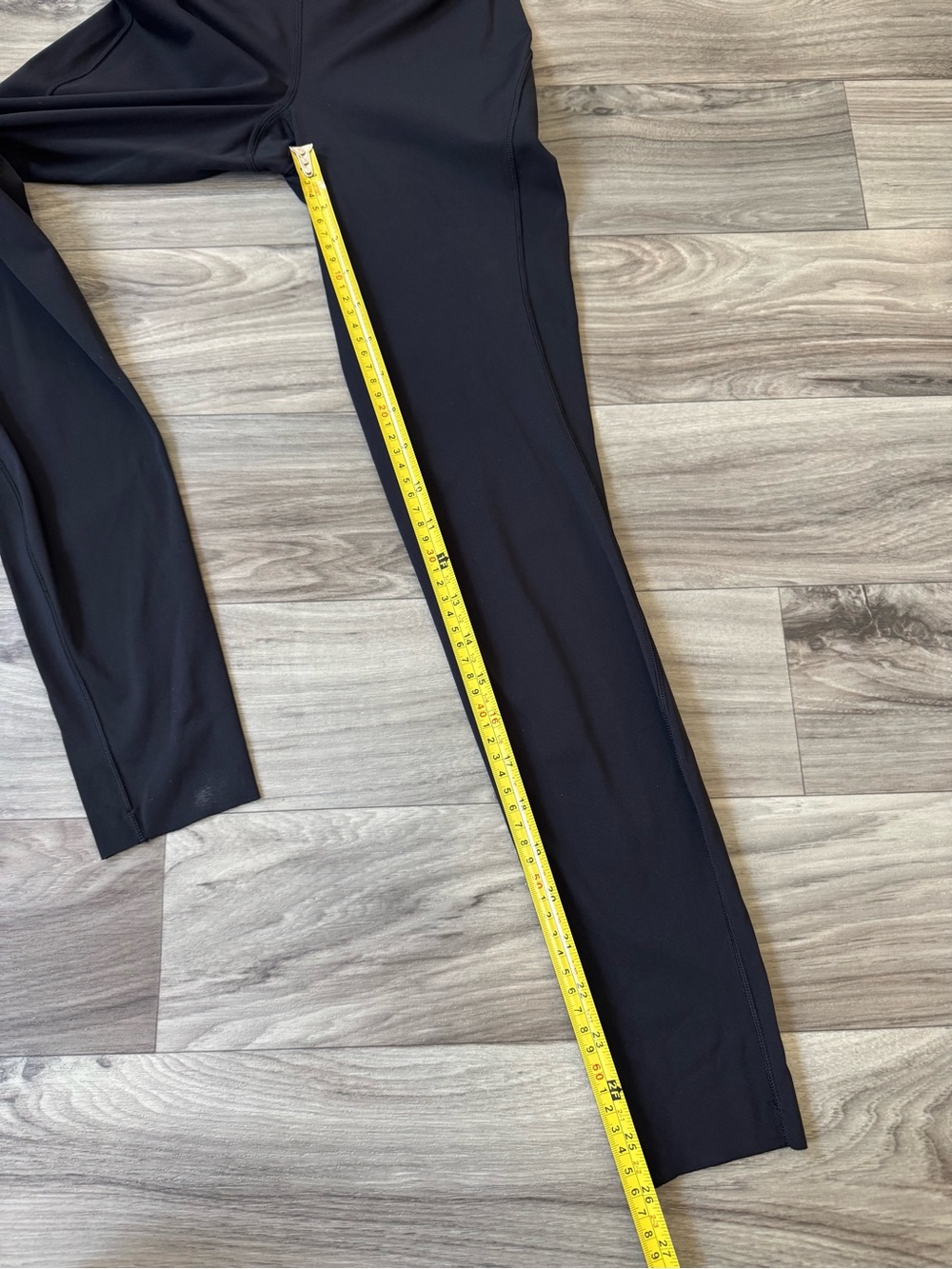 Lululemon Base Pace High-Rise Tight 28" in Black Size 4 - Picture 8 of 11